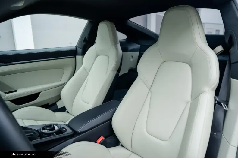 Porsche 992 din 2022 cu 2.000 km - oferta POR160654 - foto 18