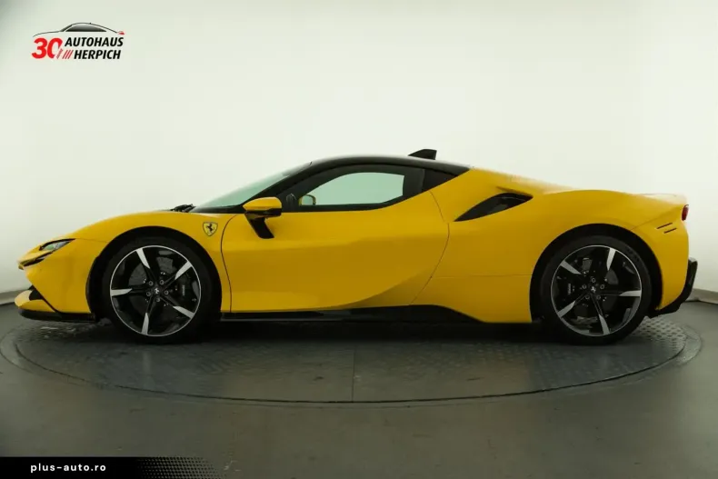 Ferrari SF90 din 2021 cu 1.827 km - oferta FER160655 - foto 2