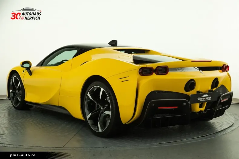 Ferrari SF90 din 2021 cu 1.827 km - oferta FER160655 - foto 3