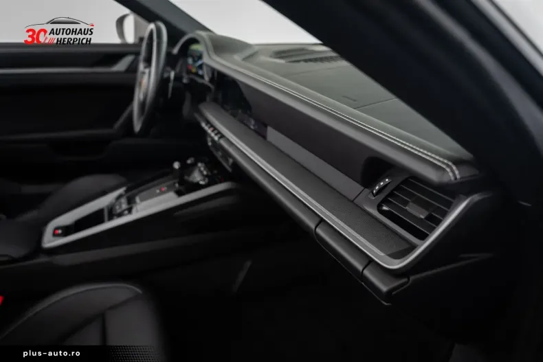 Porsche 992 din 2024 cu 7.189 km - oferta POR160662 - foto 13