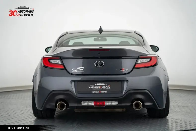 Toyota GR86 din 2023 cu 7.177 km - oferta TOY160663 - foto 4