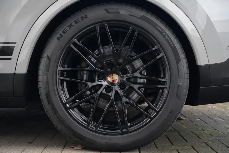 Porsche Cayenne din 2024 cu 22.000 km - oferta POR160665 - foto 18