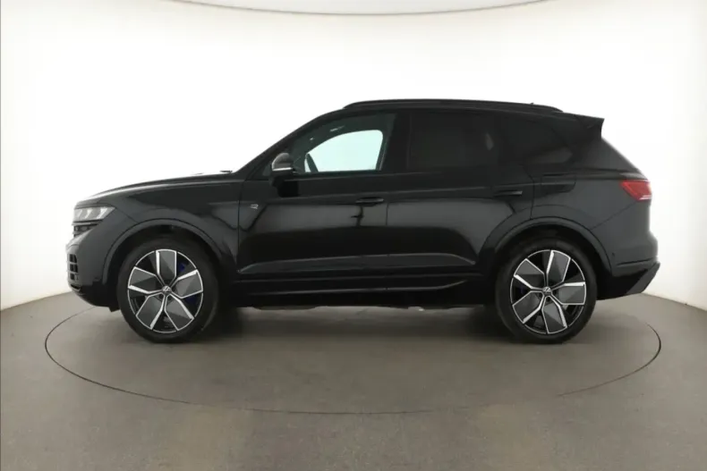 Volkswagen Touareg din 2023 cu 40.450 km - oferta VOL160666 - foto 3