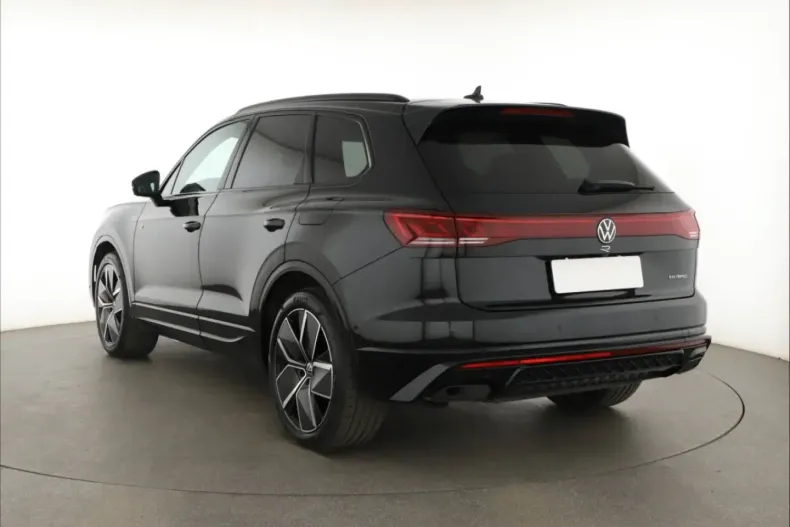 Volkswagen Touareg din 2023 cu 40.450 km - oferta VOL160666 - foto 4