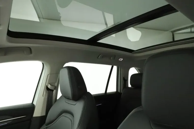 Skoda Kodiaq din 2024 cu 17.179 km - oferta SKO160670 - foto 13