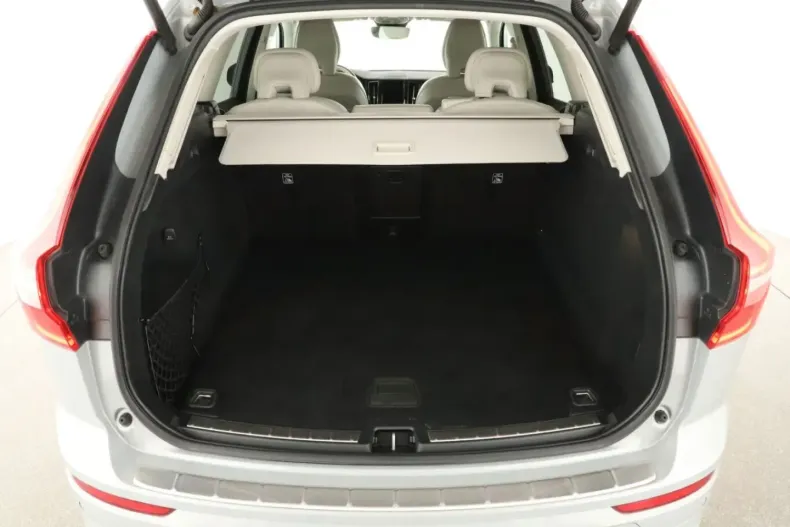 Volvo XC60 din 2023 cu 54.937 km - oferta VOL160674 - foto 18