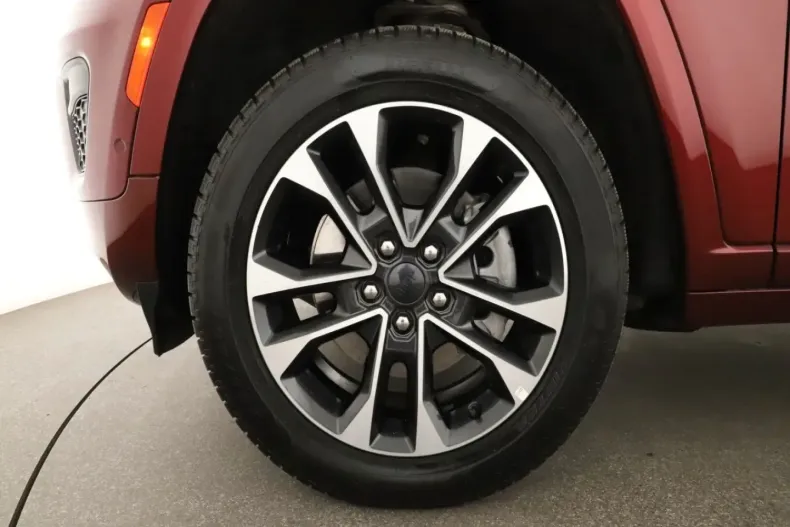 Jeep Grand Cherokee din 2023 cu 46.681 km - oferta JEE160677 - foto 12