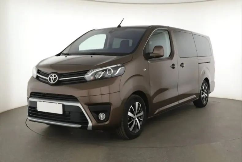Toyota Proace (Verso) din 2024 cu 21.835 km - oferta TOY160678 - foto 2