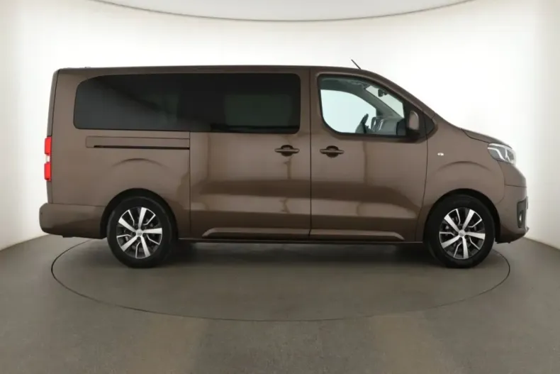 Toyota Proace (Verso) din 2024 cu 21.835 km - oferta TOY160678 - foto 6