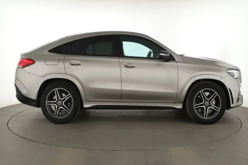 Mercedes-Benz GLE 350 din 2021 cu 135.650 km - oferta MER160680 - foto 6