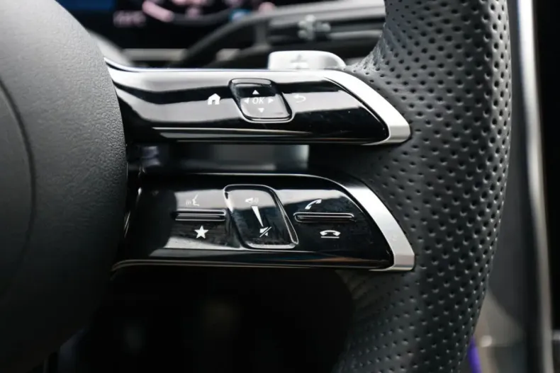 Mercedes-Benz GLC 300 din 2025 cu 14.987 km - oferta MER160683 - foto 24