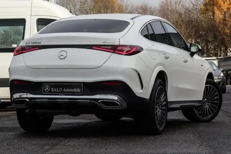 Mercedes-Benz GLC 300 din 2025 cu 6.574 km - oferta MER160686 - foto 2