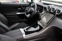 Mercedes-Benz GLC 300 din 2025 cu 6.574 km - oferta MER160686 - foto 3