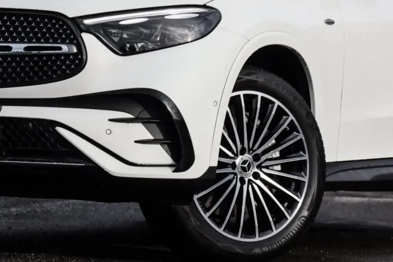 Mercedes-Benz GLC 300 din 2025 cu 6.574 km - oferta MER160686 - foto 5