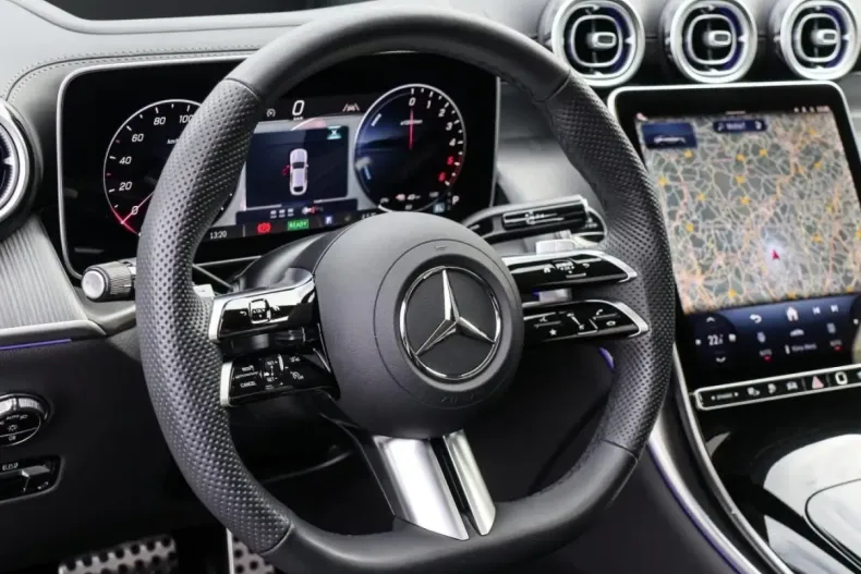 Mercedes-Benz GLC 300 din 2025 cu 6.574 km - oferta MER160686 - foto 8