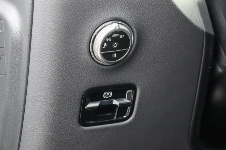 Mercedes-Benz GLC 300 din 2025 cu 6.574 km - oferta MER160686 - foto 14