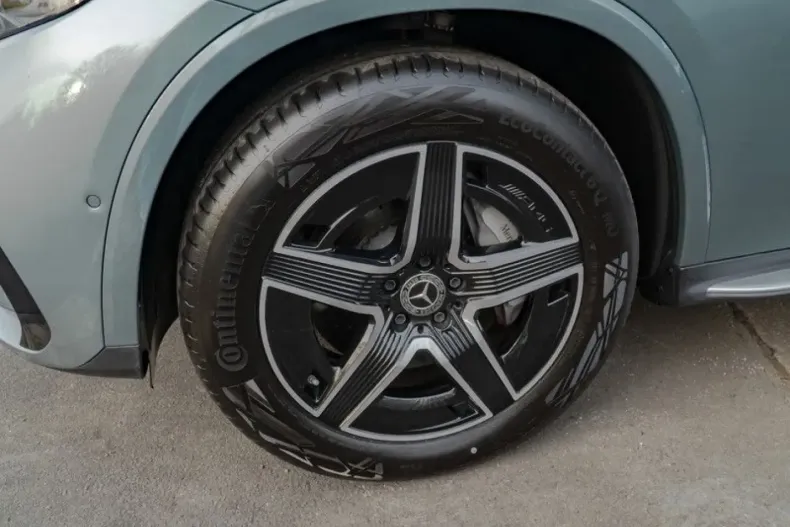 Mercedes-Benz GLC 300 din 2024 cu 24.771 km - oferta MER160687 - foto 3