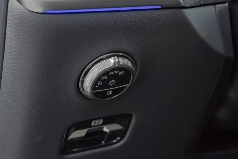 Mercedes-Benz GLC 300 din 2024 cu 24.771 km - oferta MER160687 - foto 12