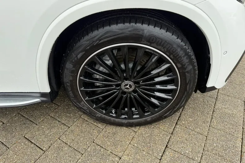 Mercedes-Benz GLC 300 din 2025 cu 8.886 km - oferta MER160690 - foto 9