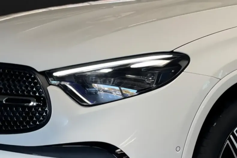 Mercedes-Benz GLC 300 din 2024 cu 19.900 km - oferta MER160692 - foto 3