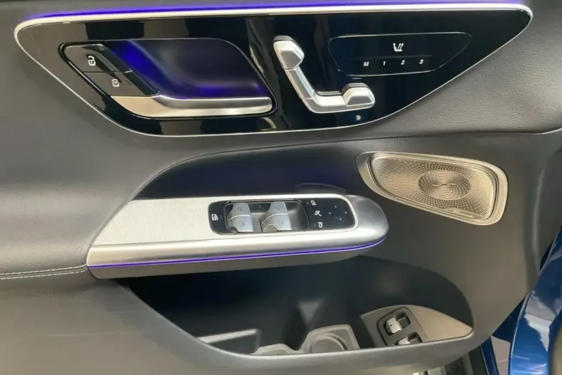 Mercedes-Benz GLC 300 din 2024 cu 8.068 km - oferta MER160694 - foto 14