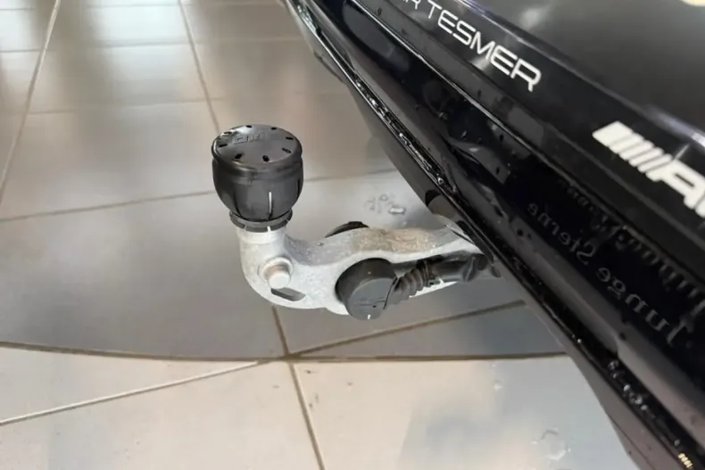 Mercedes-Benz GLC 300 din 2024 cu 24.800 km - oferta MER160695 - foto 15