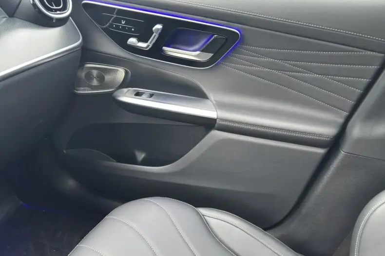 Mercedes-Benz GLC 300 din 2023 cu 62.687 km - oferta MER160696 - foto 14