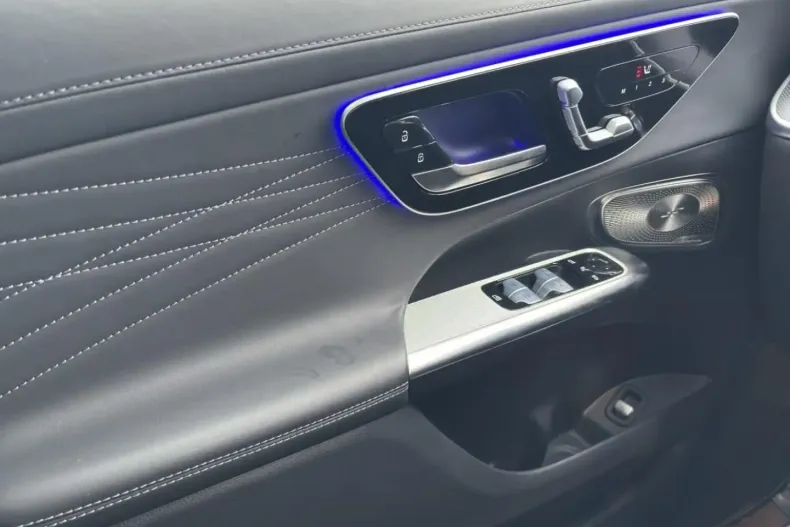 Mercedes-Benz GLC 300 din 2023 cu 62.687 km - oferta MER160696 - foto 18