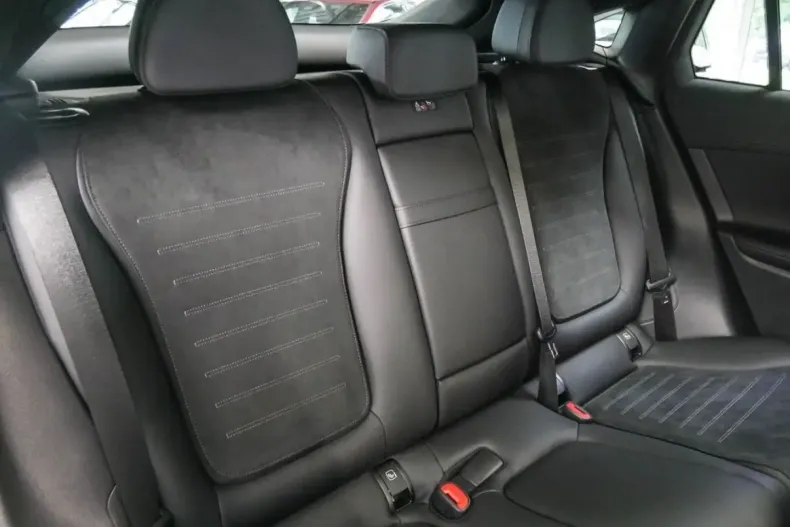 Mercedes-Benz GLC 300 din 2024 cu 14.990 km - oferta MER160698 - foto 5