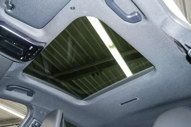 Mercedes-Benz GLC 300 din 2024 cu 14.990 km - oferta MER160698 - foto 10