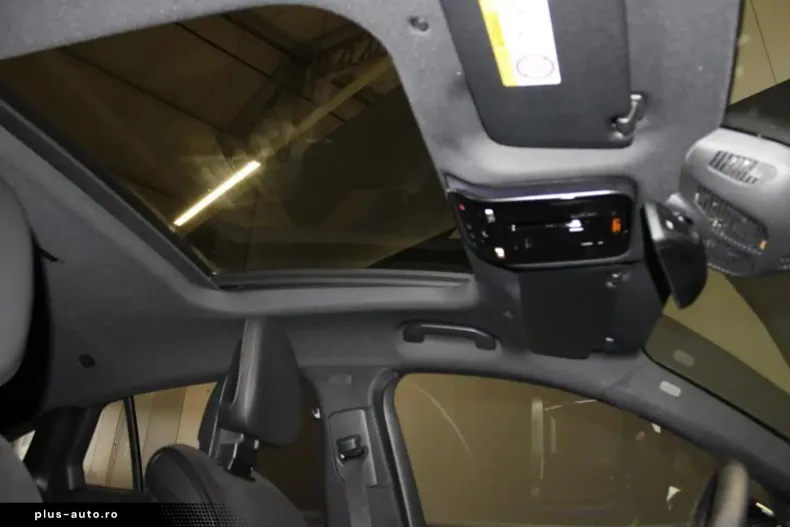 Mercedes-Benz GLC 300 din 2024 cu 11.425 km - oferta MER160700 - foto 10