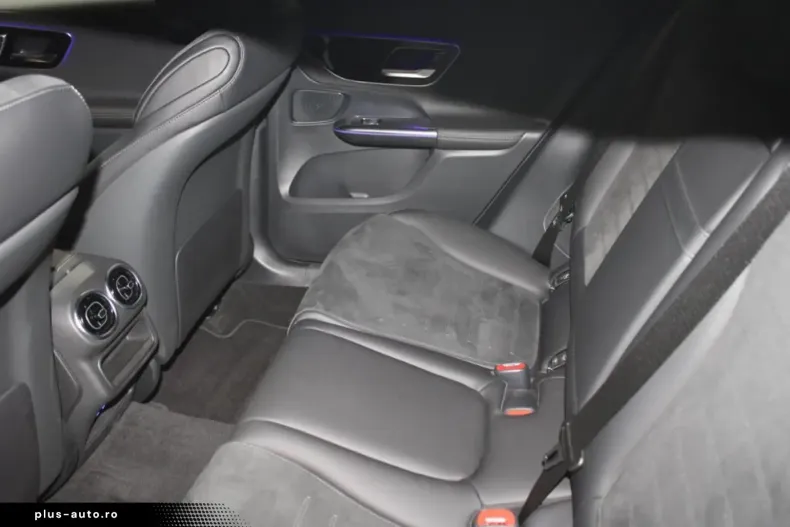 Mercedes-Benz GLC 300 din 2024 cu 11.425 km - oferta MER160700 - foto 11