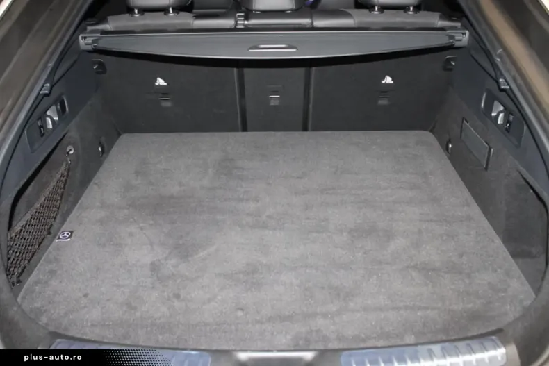 Mercedes-Benz GLC 300 din 2024 cu 11.425 km - oferta MER160700 - foto 14