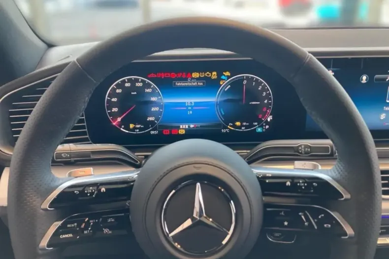 Mercedes-Benz GLE 350 din 2025 cu 13.900 km - oferta MER160708 - foto 12