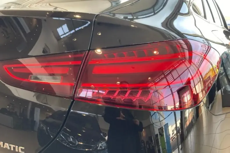 Mercedes-Benz GLE 350 din 2025 cu 13.900 km - oferta MER160708 - foto 19