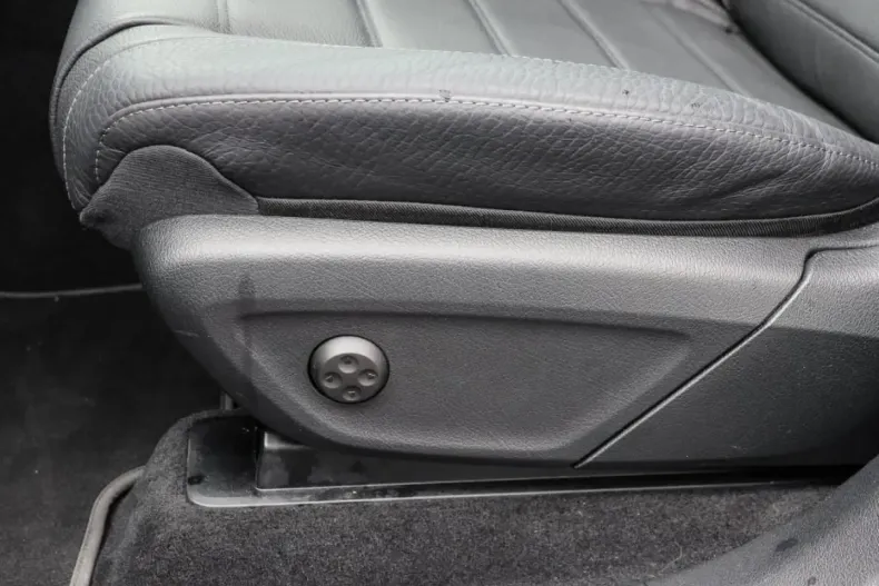 Mercedes-Benz GLE 350 din 2025 cu 16.978 km - oferta MER160709 - foto 16