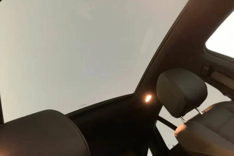 Mercedes-Benz GLE 350 din 2024 cu 5.464 km - oferta MER160710 - foto 16