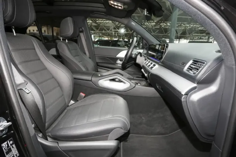 Mercedes-Benz GLE 400 din 2025 cu 5.600 km - oferta MER160726 - foto 9