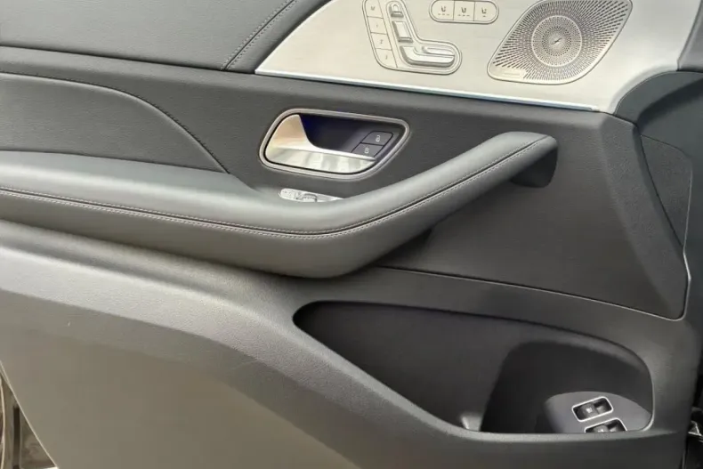 Mercedes-Benz GLE 400 din 2024 cu 40.000 km - oferta MER160729 - foto 6