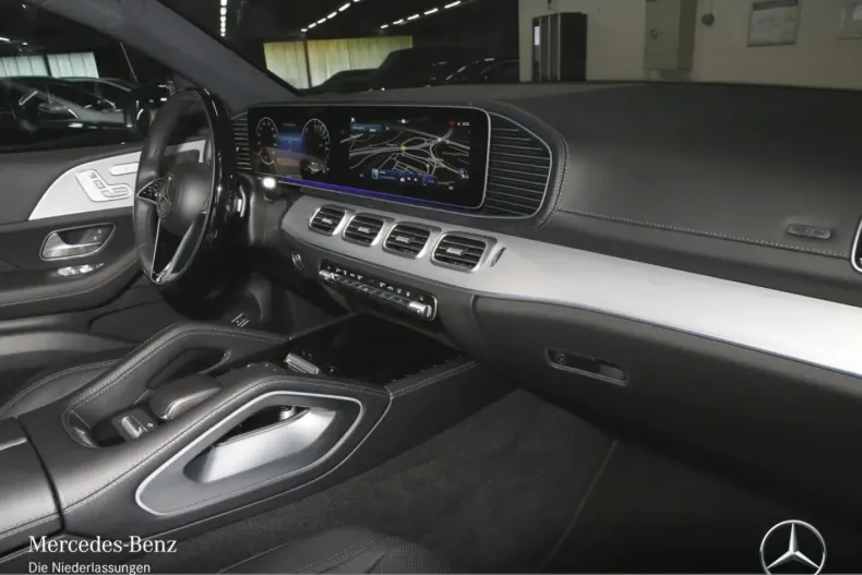 Mercedes-Benz GLE 400 din 2025 cu 9.262 km - oferta MER160730 - foto 8