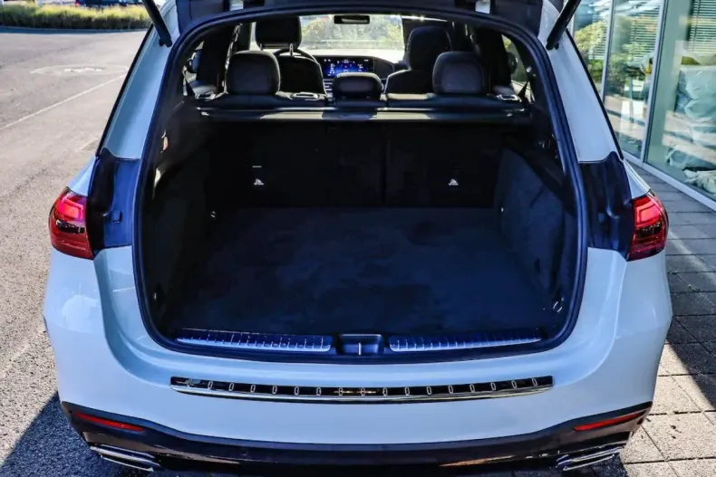 Mercedes-Benz GLE 400 din 2024 cu 31.100 km - oferta MER160731 - foto 7