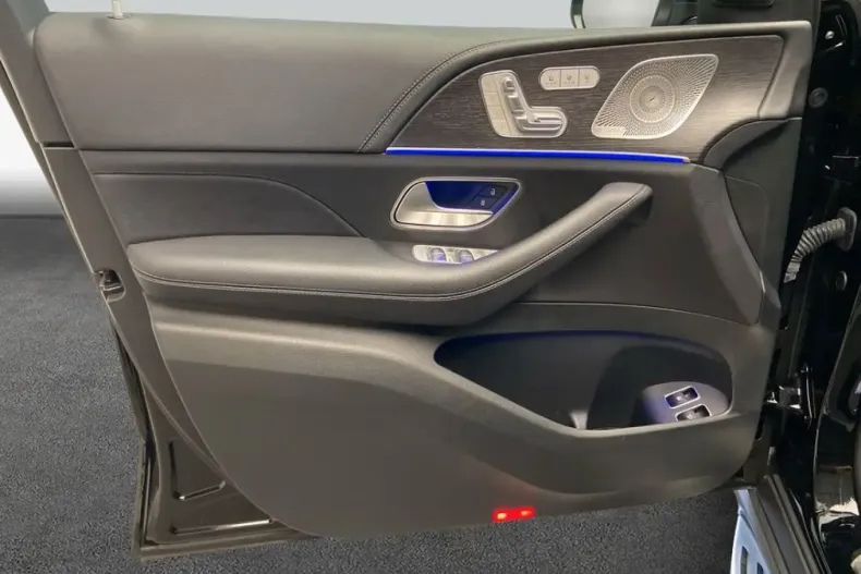 Mercedes-Benz GLE 400 din 2023 cu 16.705 km - oferta MER160734 - foto 15