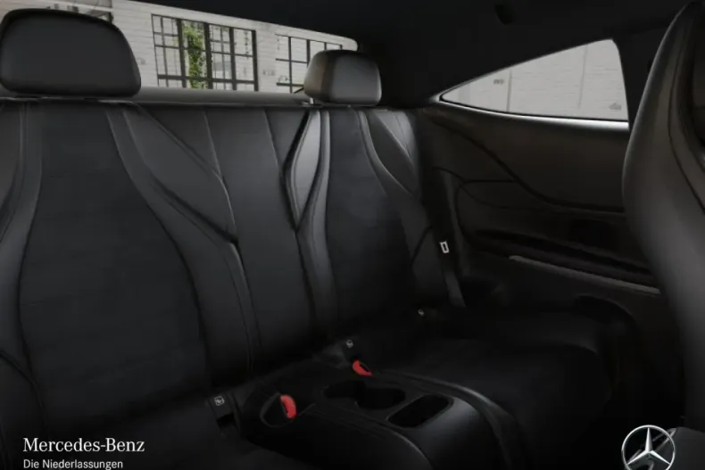 Mercedes-Benz CLE 200 din 2024 cu 10.470 km - oferta MER160735 - foto 12