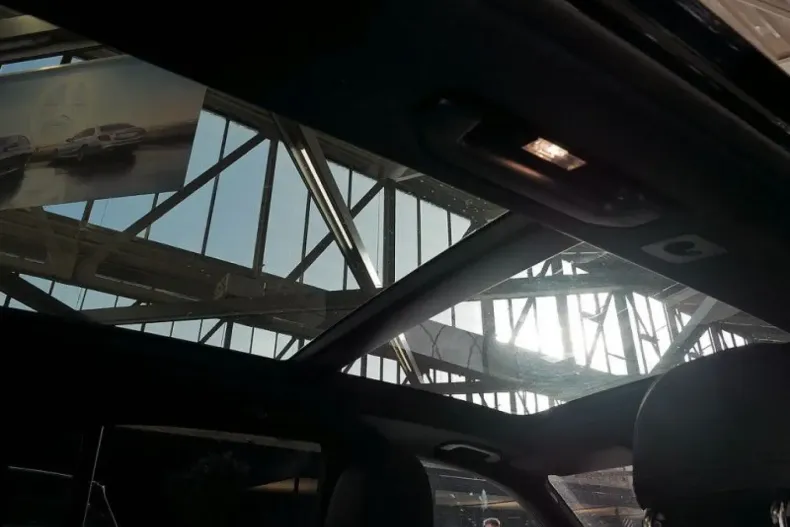 Mercedes-Benz GLE 400 din 2024 cu 66.390 km - oferta MER160736 - foto 8