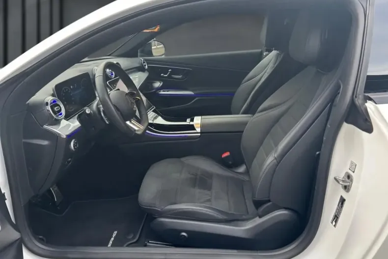 Mercedes-Benz CLE 200 din 2023 cu 4.352 km - oferta MER160739 - foto 7