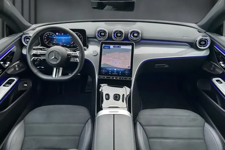 Mercedes-Benz CLE 200 din 2023 cu 4.352 km - oferta MER160739 - foto 15