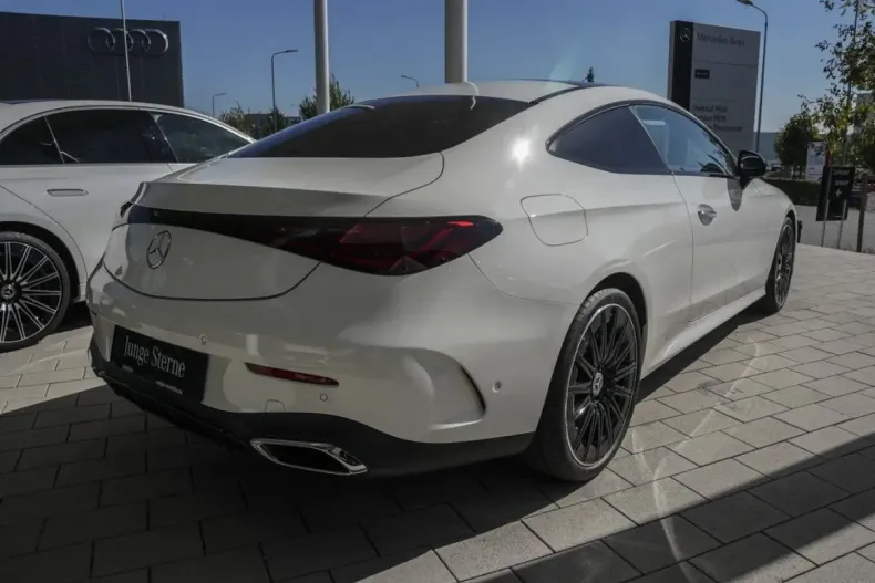 Mercedes-Benz CLE 200 din 2024 cu 11.881 km - oferta MER160743 - foto 3