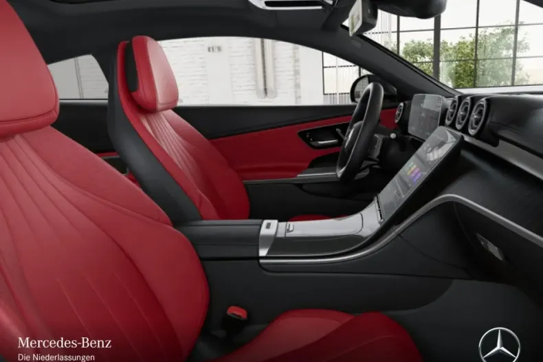 Mercedes-Benz CLE 300 din 2024 cu 7.884 km - oferta MER160744 - foto 12