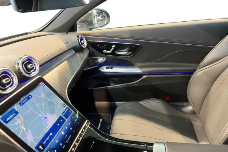 Mercedes-Benz CLE 300 din 2024 cu 6.247 km - oferta MER160745 - foto 4