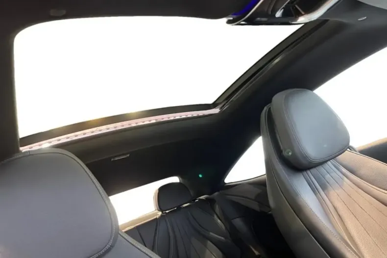 Mercedes-Benz CLE 300 din 2024 cu 6.247 km - oferta MER160745 - foto 13